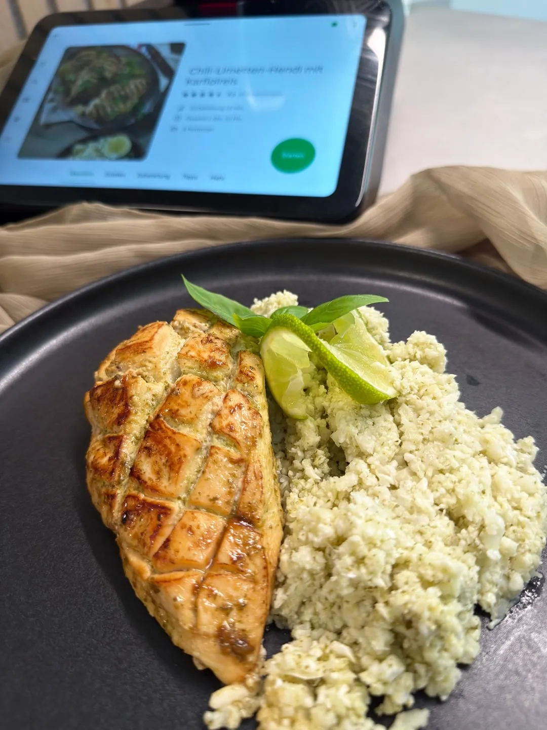 Thermomix® Rezept: Chili-Limetten-Hendl mit Karfiolreis ✨